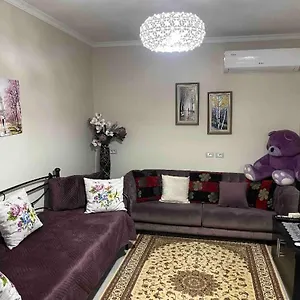 Appartamento Warm In The Center Of City, Tirana