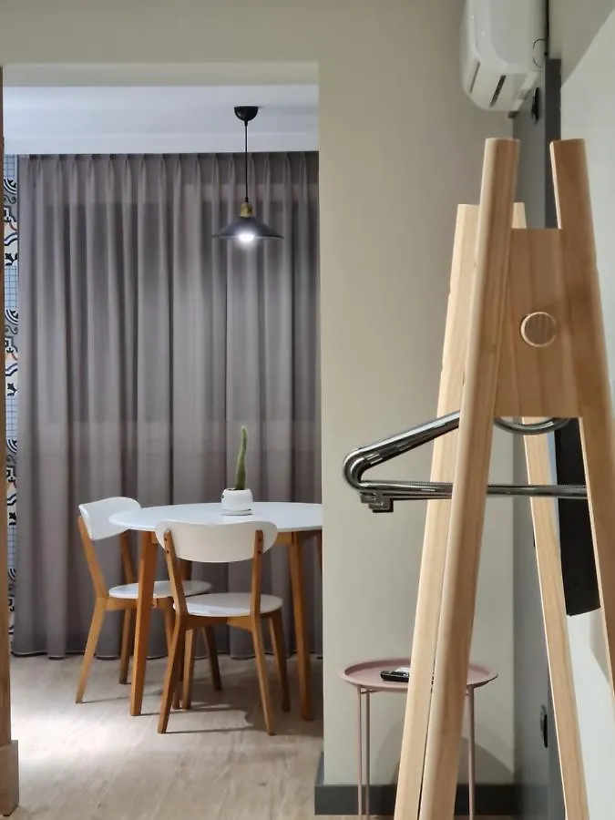 Tam Center Studio Apartment Next To Blloku No1 Tirana
